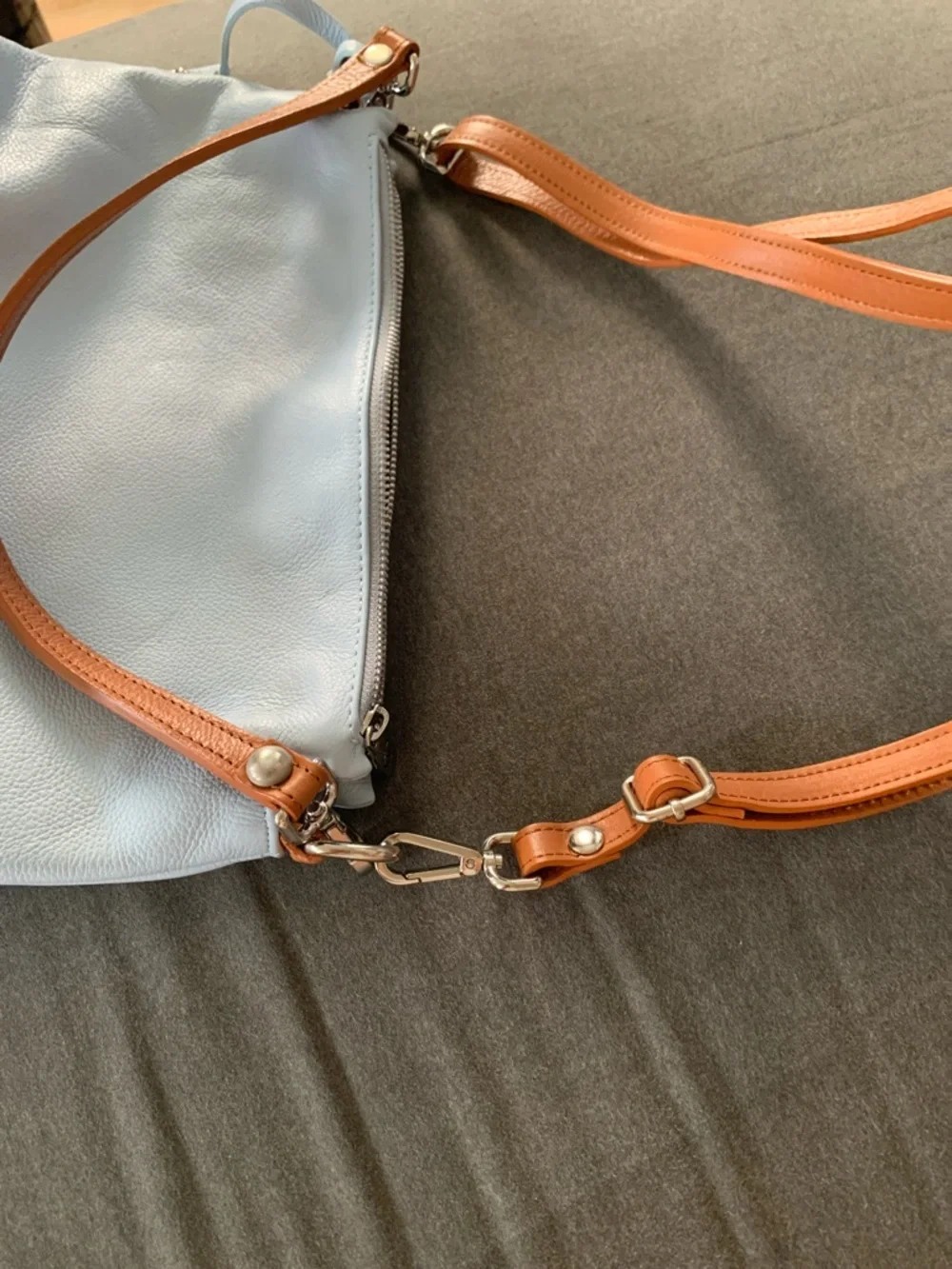 Valentina Light Blue Leather Crossbody with Tan Straps - Picture 7 of 7